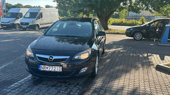 Opel Astra Sports Tourer 2.0 CDTi 118KW M6