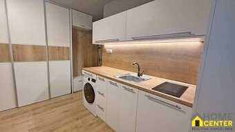 Prenájom 1 izbový zrekonštruovaný byt v blízkosti centra Kom - 1