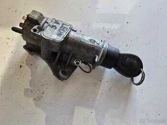 Spínacia skrinka Seat Leon 4B0905851C