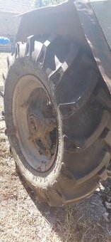 Zetor 25A komplet kolesa