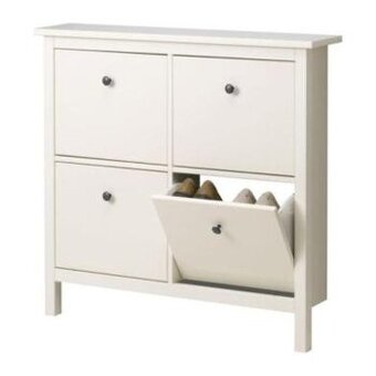 Slrinka na topanky, IKEA HEMNES