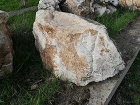 Okrasné kamene  solitér - 1