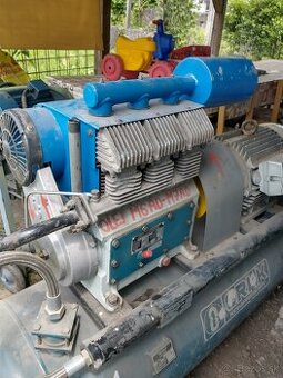 Kompresor Orlík 3 valec/300l nádrž+merač MTH