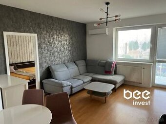 3 izbový byt  s veľkou terasou, na dobrej adrese - v pešej z
