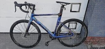 Cestný bicykel