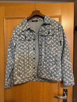 Louis Vuitton x supreme