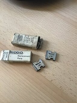 RIDGID ORIGINAL V KRABICI