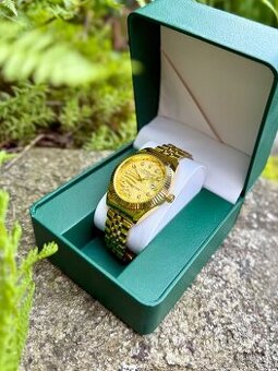 Rolex Datejust | 41mm | Gold Dial