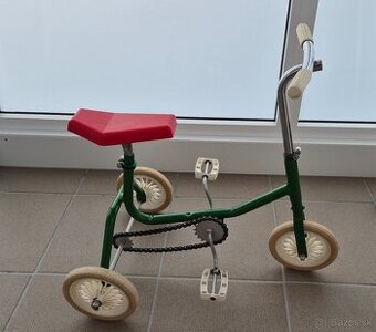 Retro Trojkolka