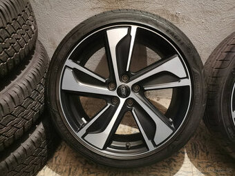 Peugeot 308 III - orig. 17" alu disky s letnými pneu