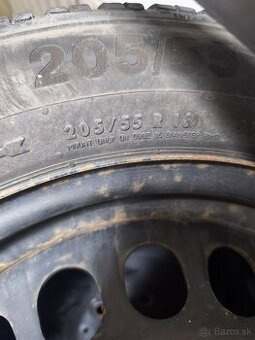 Predám zimné pneumatiky205/55 R16obuté na plechových diskoch