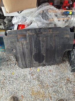 Pajero Pinin Kryt pod motor