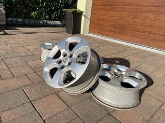 Predam elektróny 16” na Opel astra H