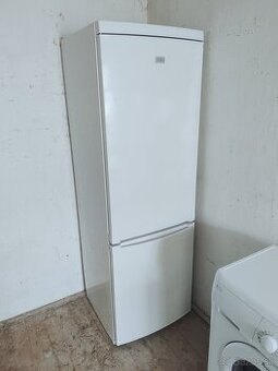 Predám chladničku Zanussi 185cm