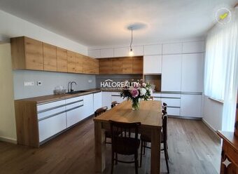 HALO reality - Prenájom, trojizbový byt Banská Belá - 1