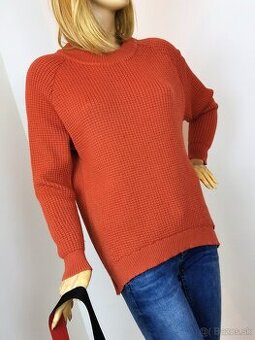 LANULLVA - Merino svetrík vo veľkosti S/M