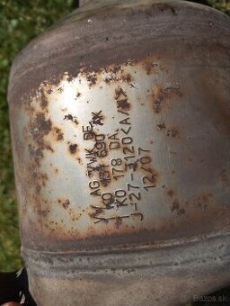 Predám katalyzátor na VW Golf 5, 77kw