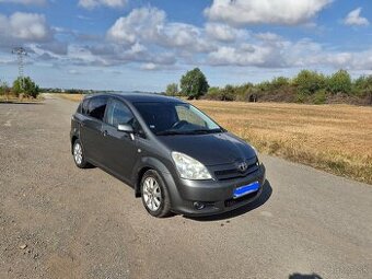 Corolla Verso
