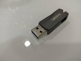 USB kľúč 16 TB