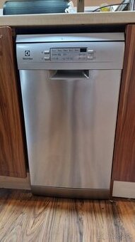 Umyvacka Elektrolux sirka 45 cm