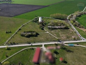 Na predaj poľnohospodársky objekt s pozemkom o výmere 32 875