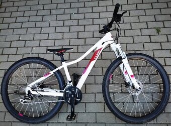 Predám bicykel CUBE 27.5 ram velkosti 16