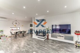 Moderný 5-izbový rodinný dom s bazénom, altánkom a záhradou