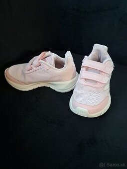 Dievcenske botasky adidas