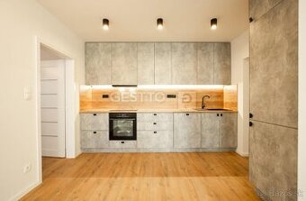 GESTTO | 4-IZBOVÝ BYT NA PREDAJ | 2x LOGGIA | KOMPLETNÁ REKO