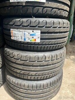 Predám úplne nové pneu 225/45 R17