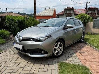Toyota Auris combi 1.6 97kW, 2017, SK auto,100000km