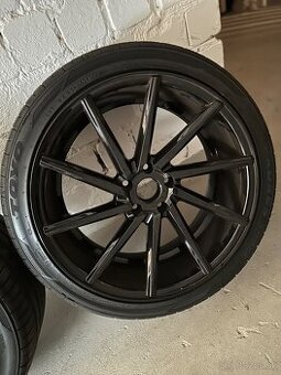 5x112 R19 8,5J et30 235/40 ZR19 96Y - 1