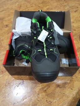 Predám pracovné topánky