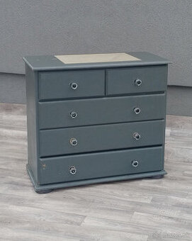 Komoda 5 zásuvková.