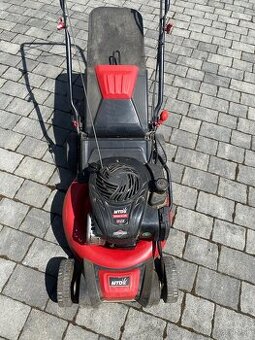 Benzínová kosačka