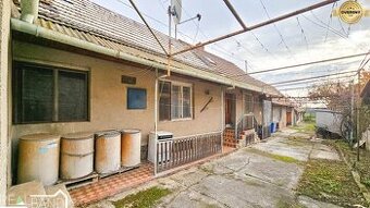 PREDAJ - RODINNÝ DOM S GARÁŽOU AJ VINOHRADOM 771 m²