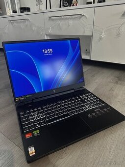 Acer Nitro 16 Obsidian Black (AN16-41)