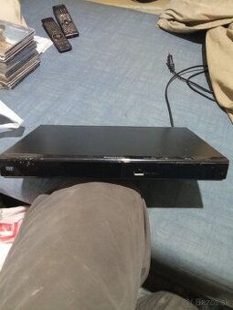 Predám dva dvd prehrávače