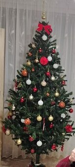 Predaj umelý vianočný stromček