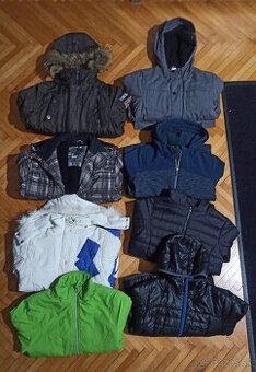 Zimné a jarné bundy. Veľkosť 140-150