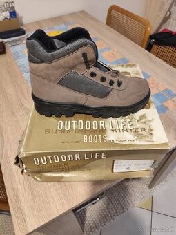 Predám trekové boty veľkosť 45