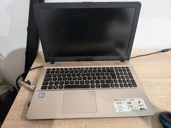 Predam notebook Asus X541U