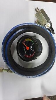 Sada merania tlaku mazania motora