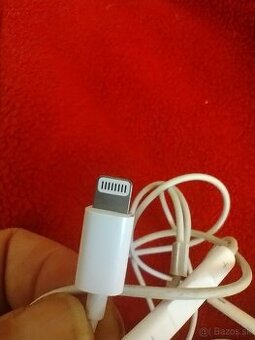 APPLE SLUCHÁTKA