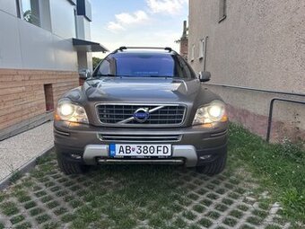 Volvo XC90 D5