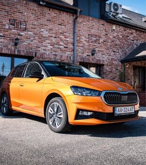 ŠKODA FABIA 2024 12tisic km Virtual CarPlay Lane Assist