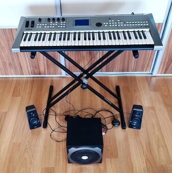 YAMAHA MM6 + prislusenstvo (poskodeny displej)