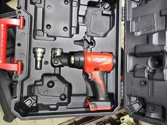 MILWAUKEE M18™ Teplovzdušná pištoľ