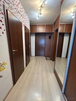Kompletne zrekonštruovaný 3-izb.byt s lodžiou na L.Svobodu