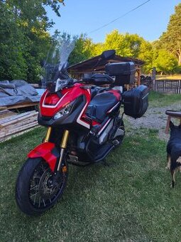 Honda x adv 750